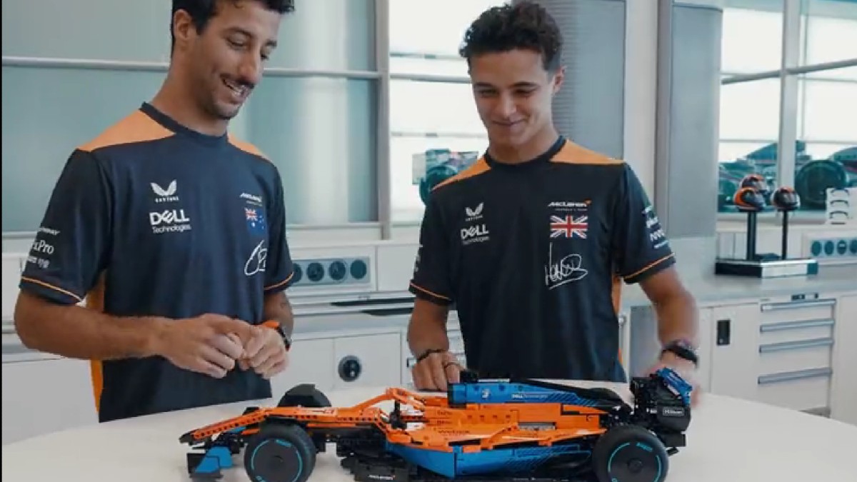 Daniel Ricciardo and Lando Norris react to LEGO Technic 42141 McLaren Formula 1 Race Car