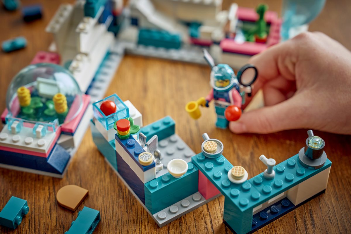 lego education 45200 Moon Mission Science Kit 5 1200x800