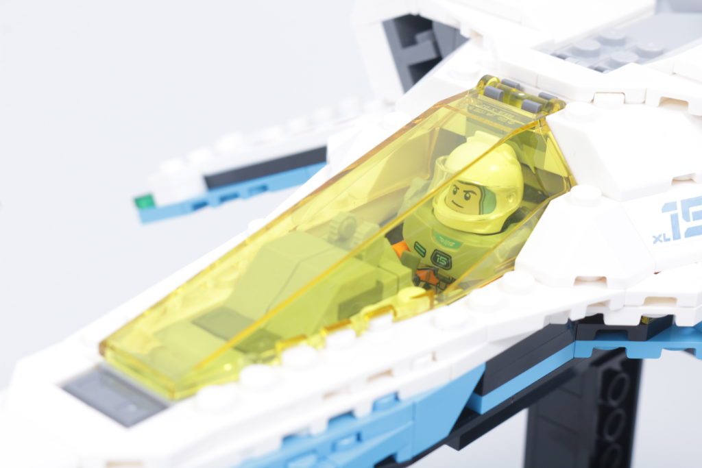 LEGO Disney Lightyear 76832 XL 15 Spaceship review 2 1024x683