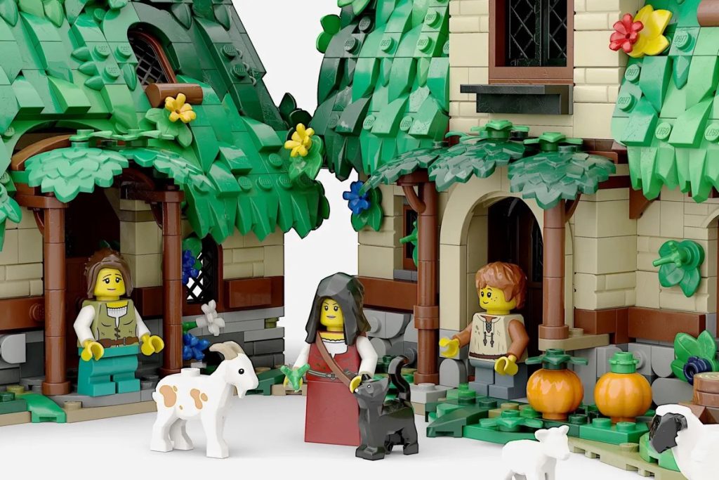LEGO Ideas Witch House 4 1024x683