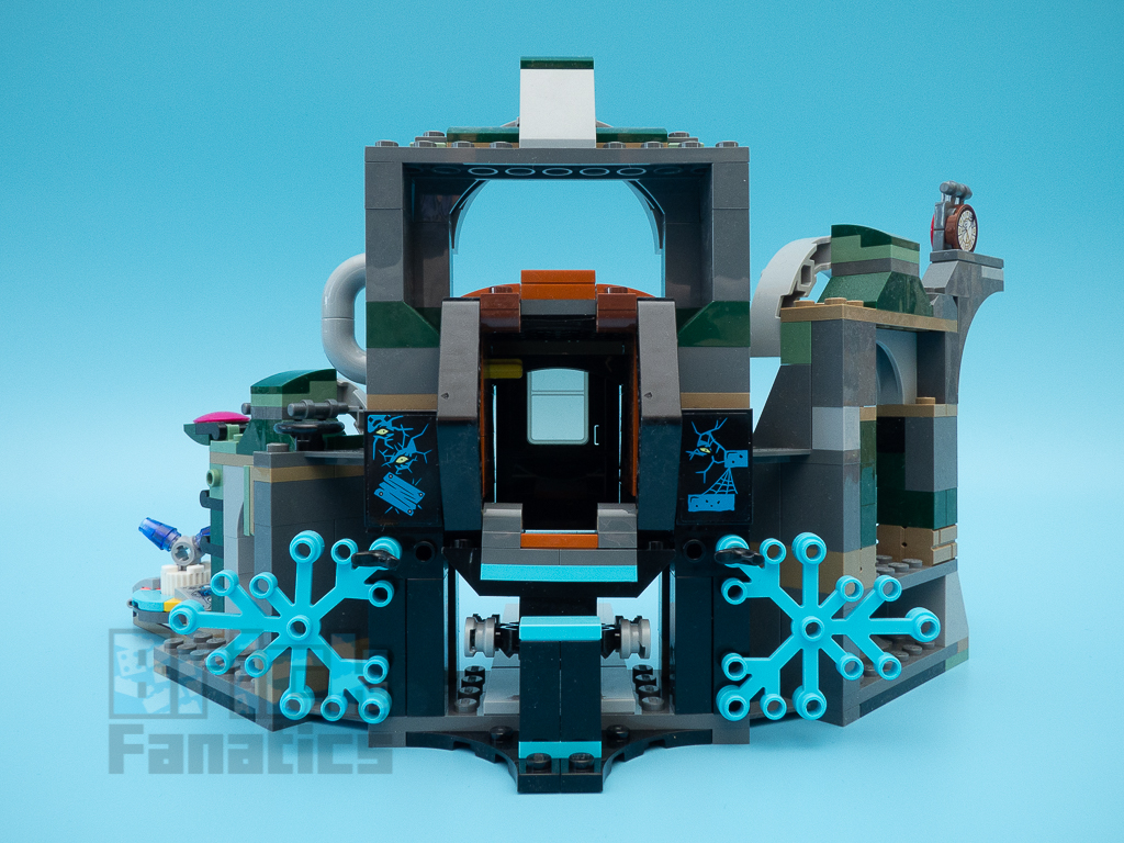 LEGO Hidden Side 70430 Newbury Subway 3