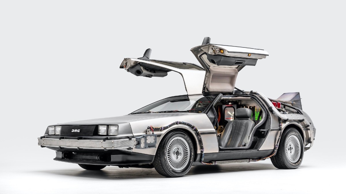 LEGO for Adults Back to the Future DeLorean rumoured for 2022