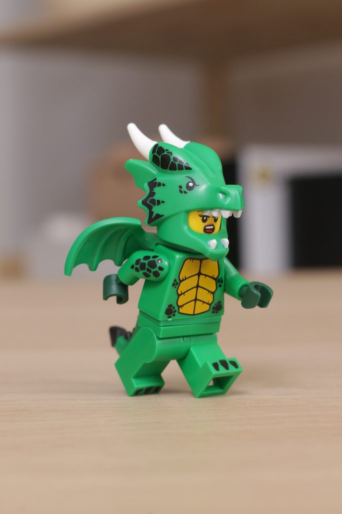 LEGO Minifigures 71034 Series 23 review 11 683x1024