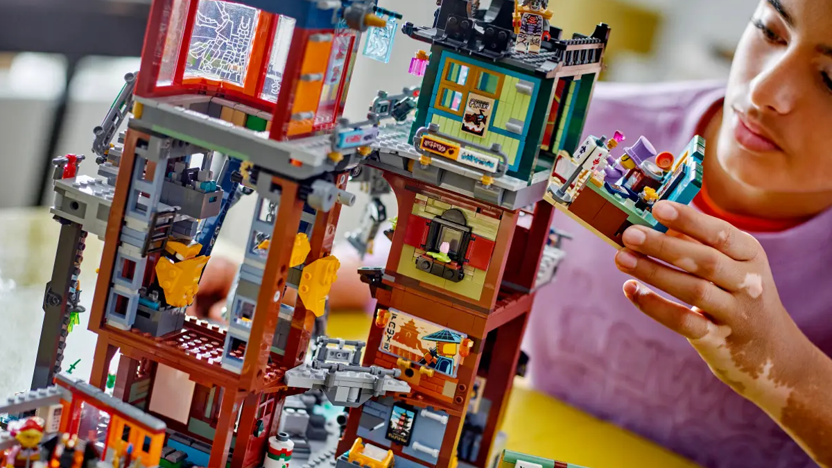 LEGO NINJAGO City Workshop dioramas would make ideal Insiders rewards