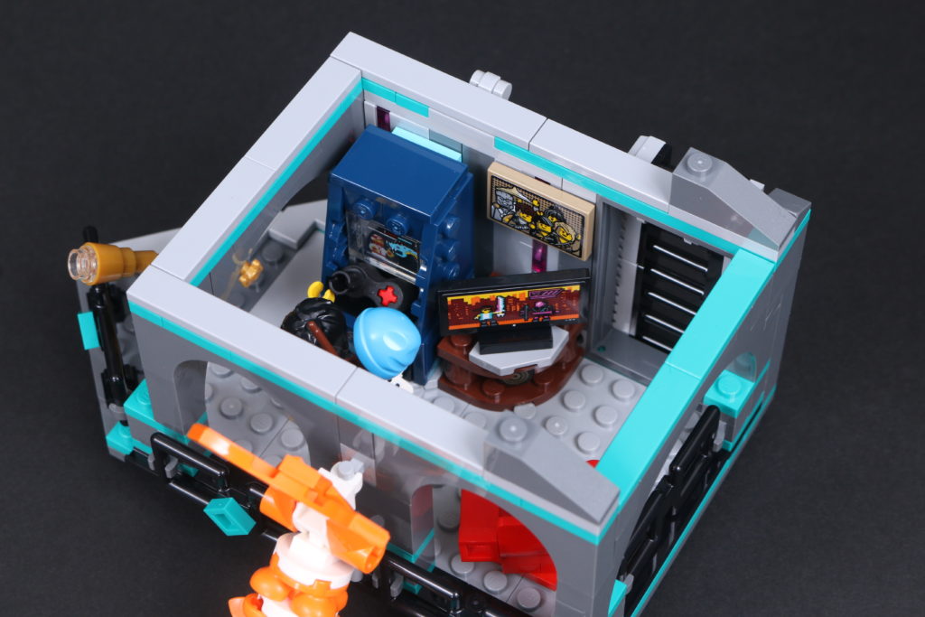 LEGO NINJAGO 71741 NINJAGO City Gardens review 82