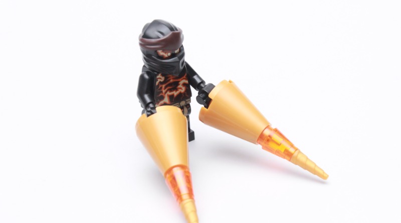 Closer look at the LEGO NINJAGO magazine's free Cole minifigure