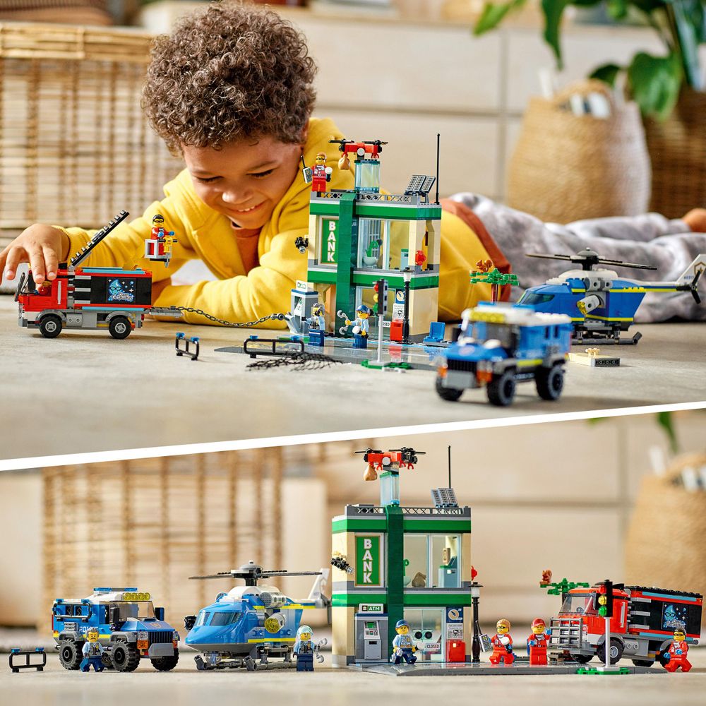 LEGO CITY 60317 Bank Robbery Chase 6