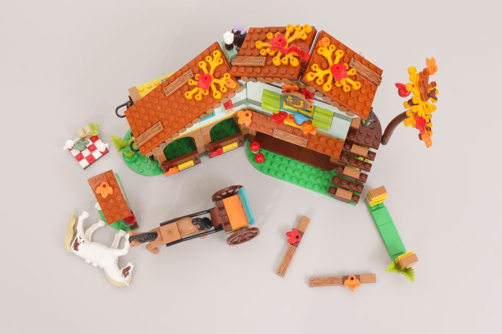 LEGO Friends 41745 Autumns Horse Stable review 17 1024x683