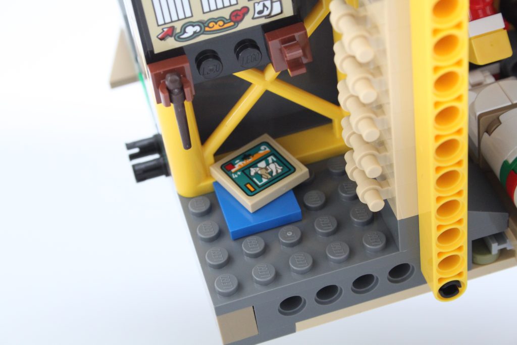 LEGO Monkie Kid 80044 Monkie Kids Team Hideout review 36 1024x683