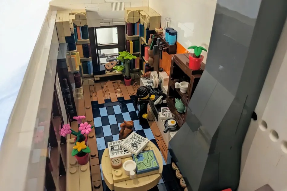LEGO Ideas Cliffside House 3