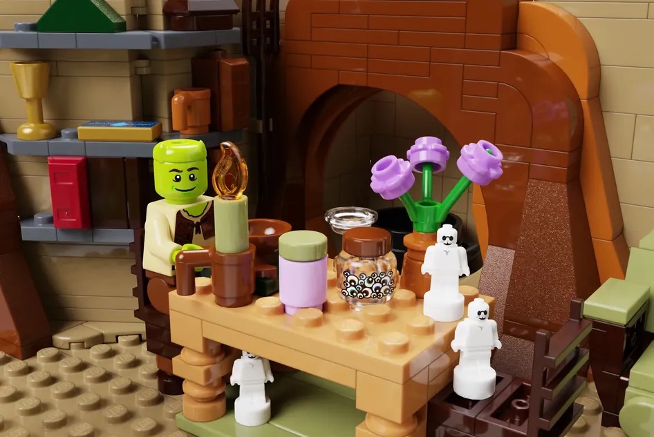 LEGO Ideas Dreamworks Shreks Swamp 2 3
