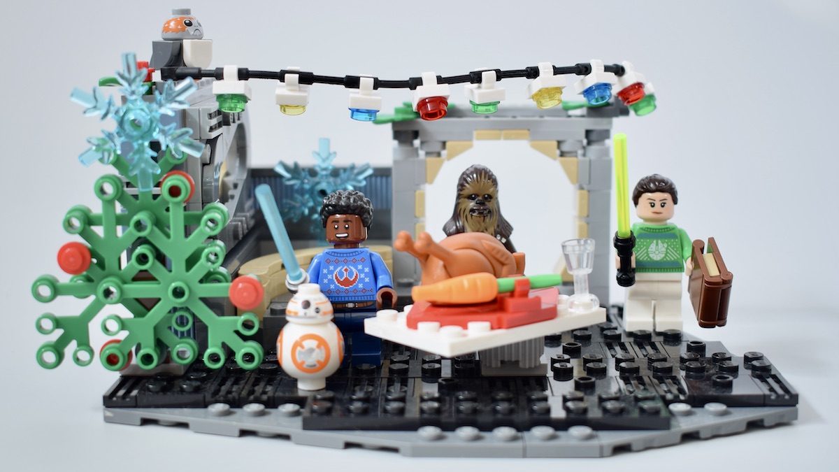 LEGO Star Wars 40658 Millennium Falcon Holiday Diorama review