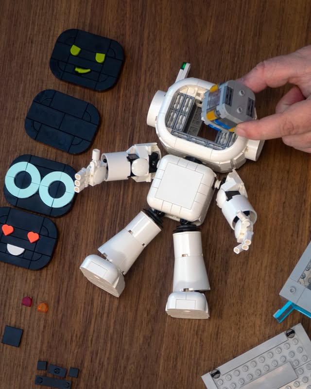 bricklink series 7 walt instagram 3