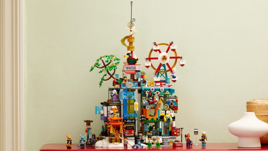 LEGO Monkie kid 80054 megalopolis city 5th anniversary lifestyle shelf featured 1024x576