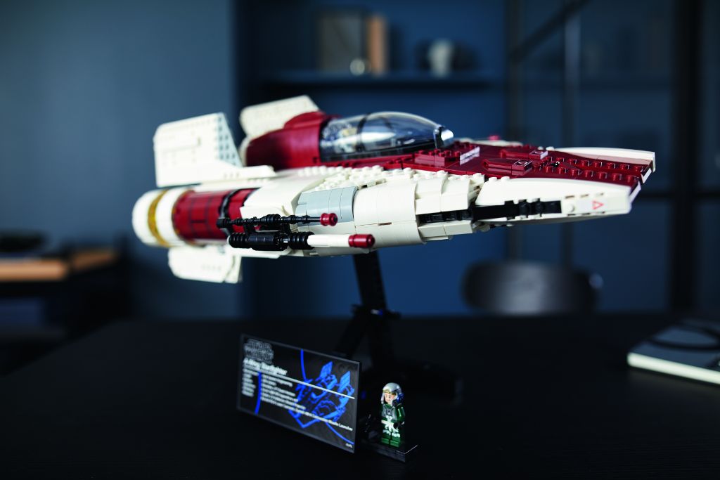 LEGO Star Wars 75275 UCS A wing 33