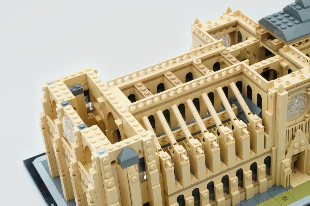 LEGO Architecture 21061 Notre Dame de Paris review 17 1024x683