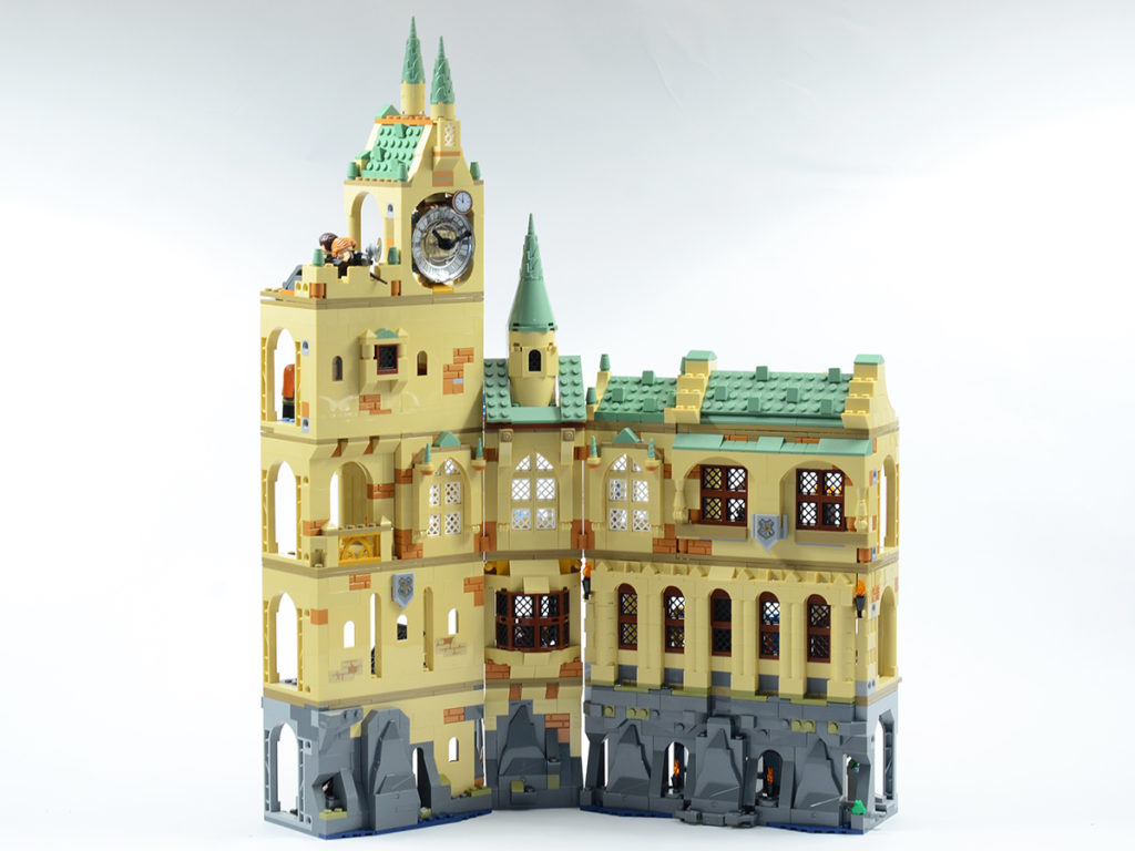 LEGO Harry Potter 76398 Hogwarts Hospital Wing feature 4 1024x768