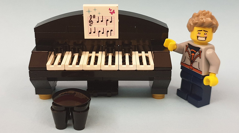 Brick Pic of the Day: Let's play