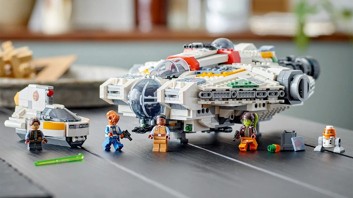 Pre-order LEGO Star Wars 75357 Ghost & Phantom II now