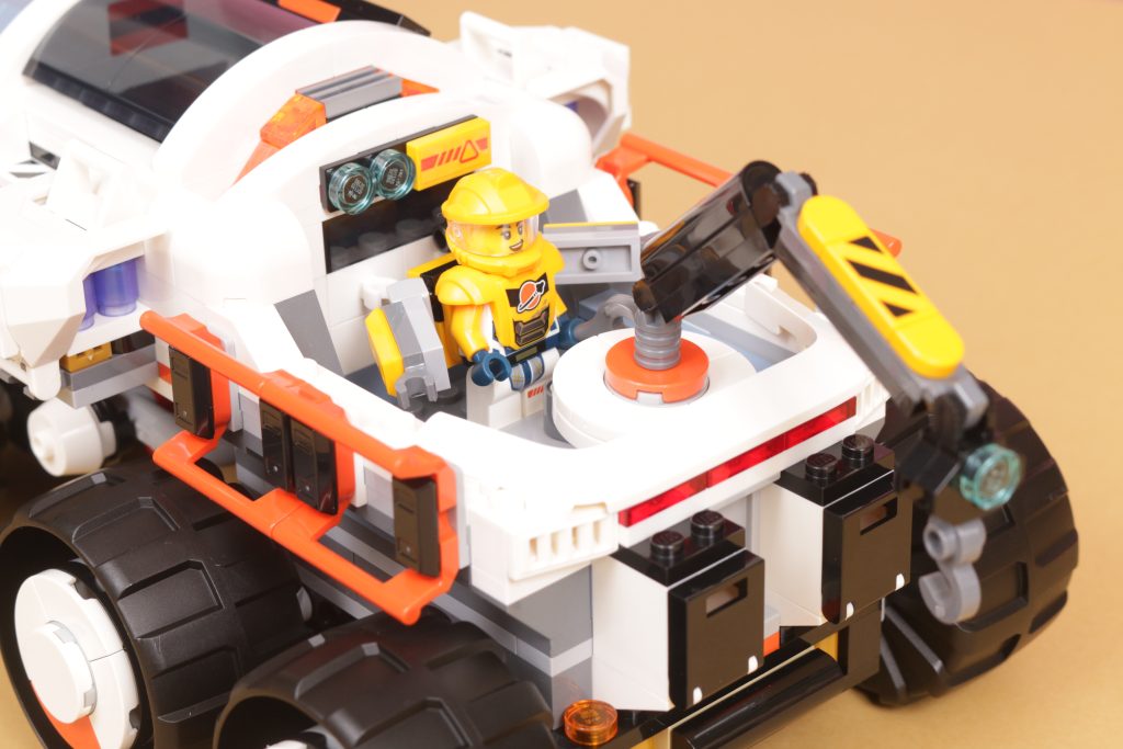 LEGO City 60432 Command Rover and Crane Loader review 30 1024x683