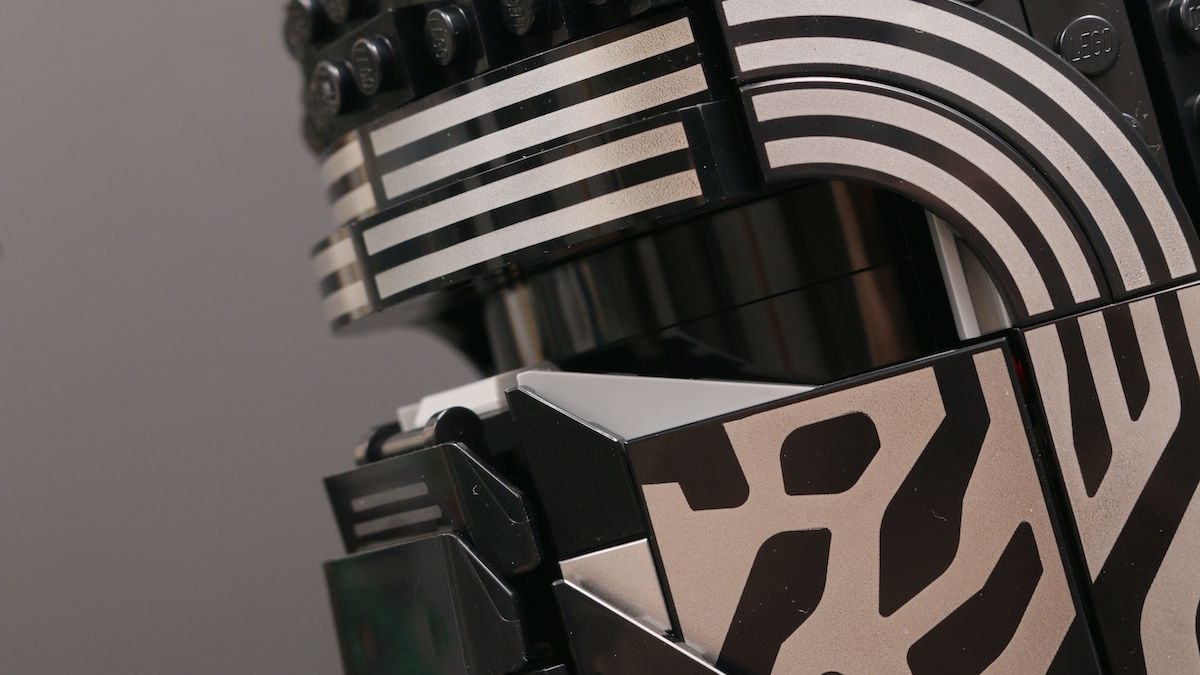 LEGO Star Wars 75415 Kylo Ren Helmet review