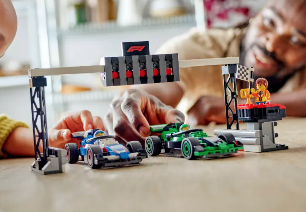 LEGO City 60474 F1 Grid with VCARB Sauber Race Cars