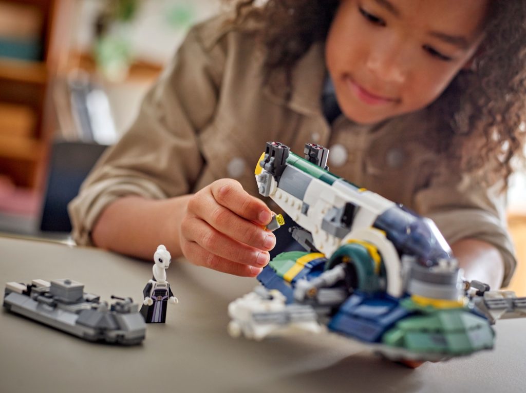 LEGO Star Wars 75433 Jango Fetts Starship 6 1024x767