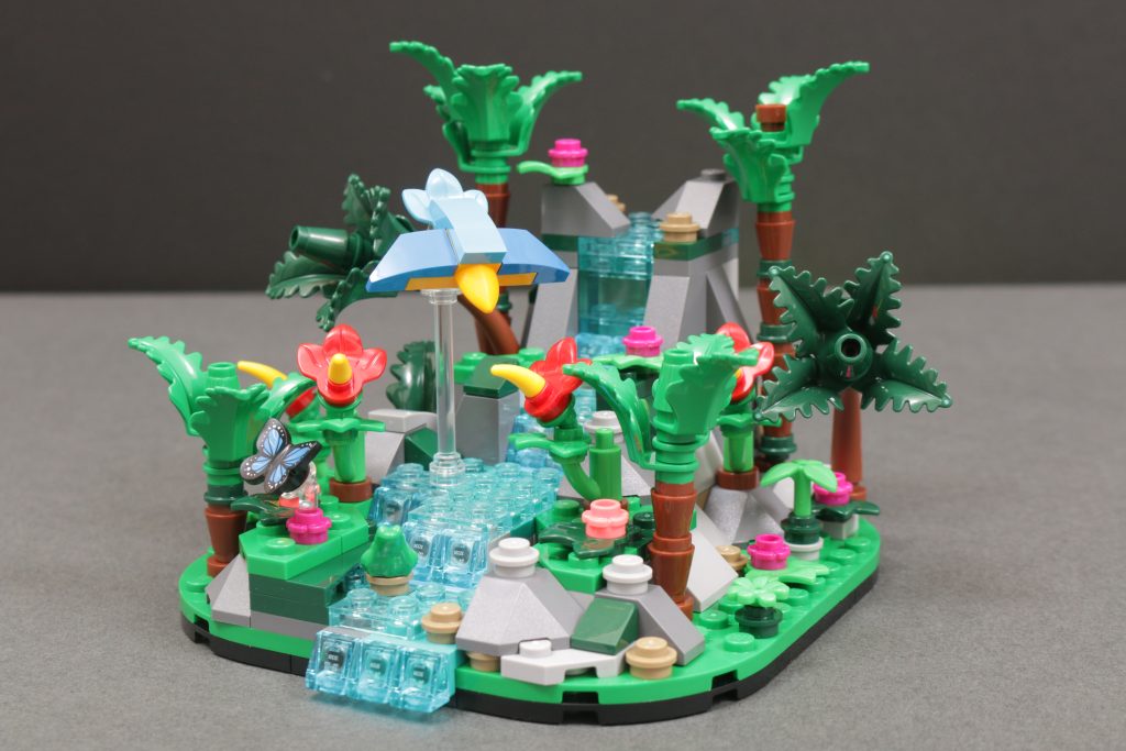 LEGO 40782 Tropical Rainforest Diorama Gift with Purchase review 2 1024x683