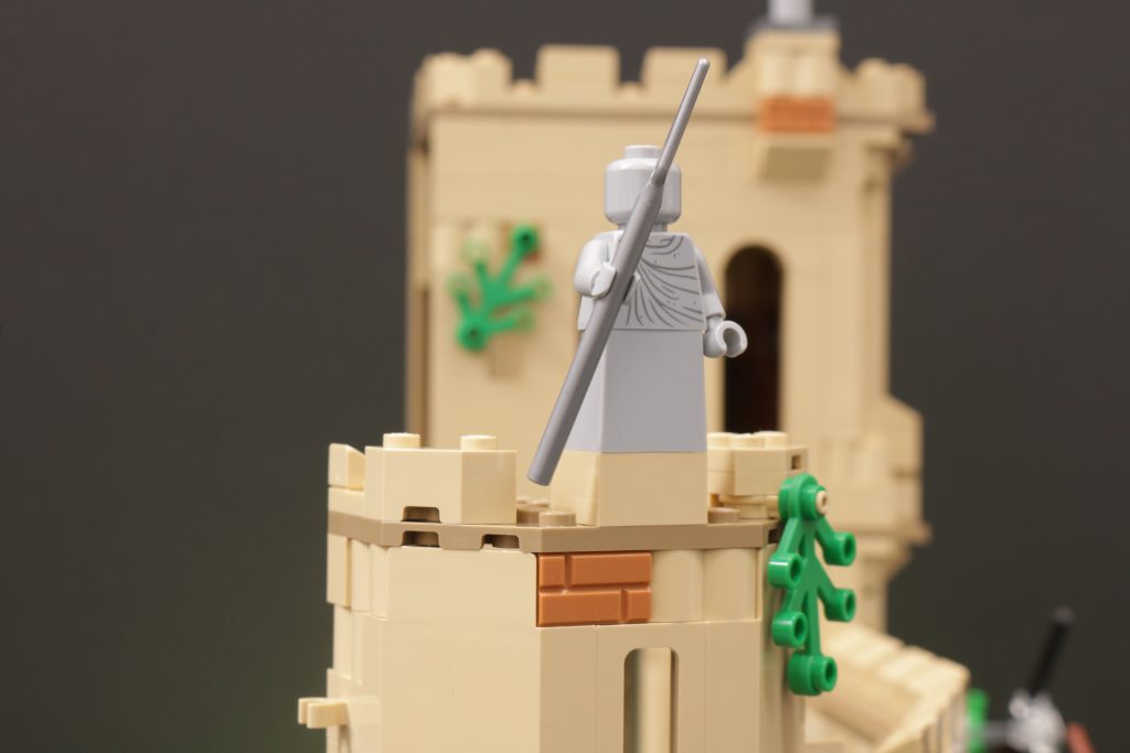 LEGO Harry Potter 76447 Hogwarts Castle Flying Lesson review 23 1024x683