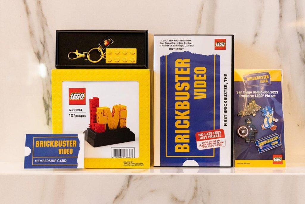 ANDREW KANEI LEGO SDCC prizes 2 1024x685