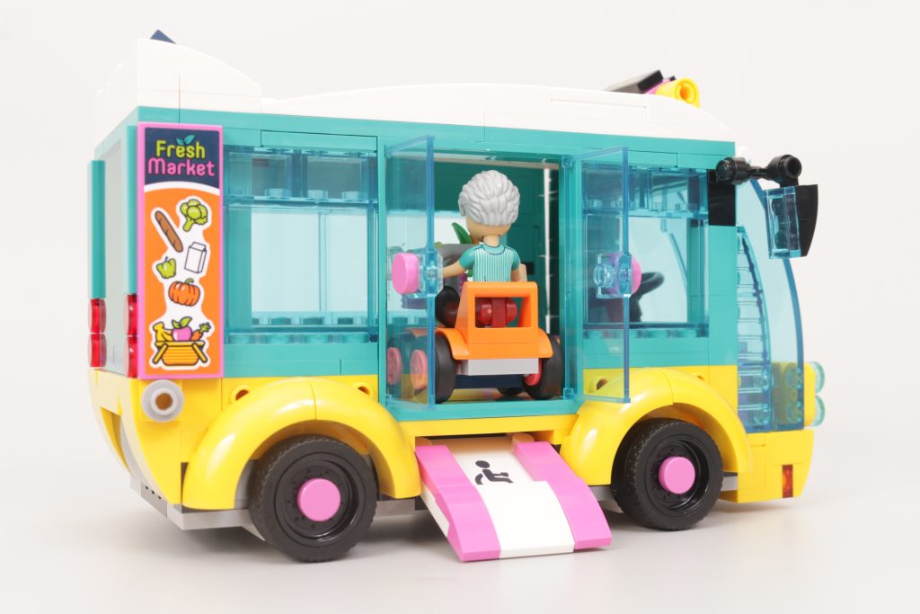 LEGO Friends 41759 Heartlake City Bus review 5 1024x683