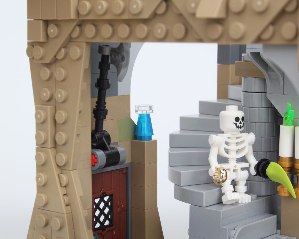 LEGO Ideas 21348 red dragons tale dungeons and dragons review 85 1024x819