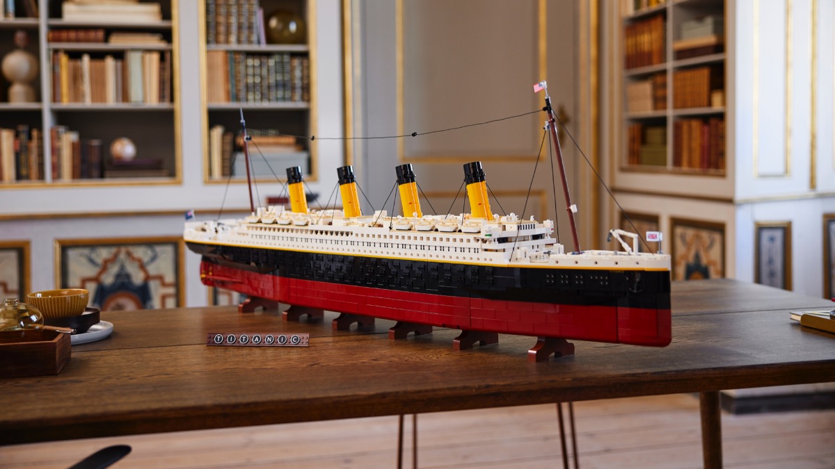 LEGO 10294 Titanic is finally available to pre-order