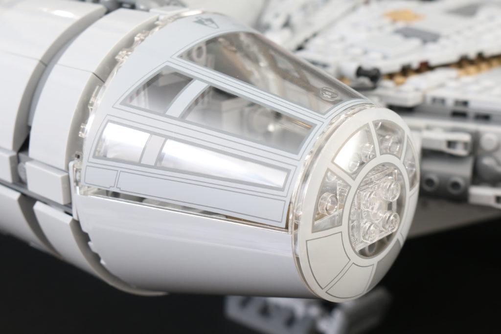 LEGO Star Wars 75192 UCS Ultimate Collectors Series Millennium Falcon review 23