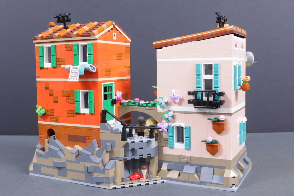 LEGO Ideas 21359 Italian Riviera review 10 1024x683