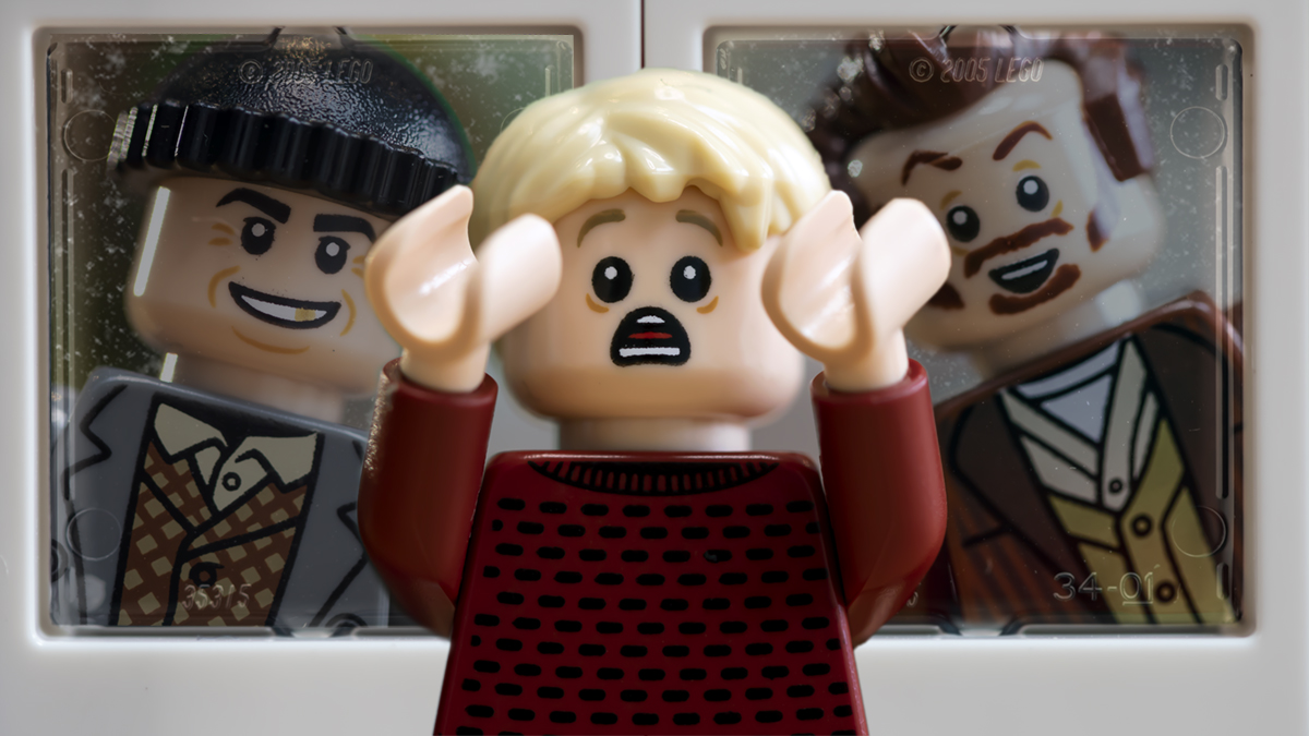LEGO Ideas 21330 Home Alone review