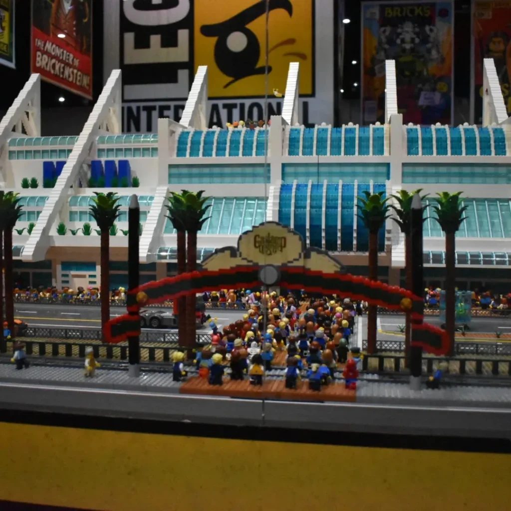 INSTAGRAM toonamisquad LEGO SDCC 2025 diorama 3 1024x1024