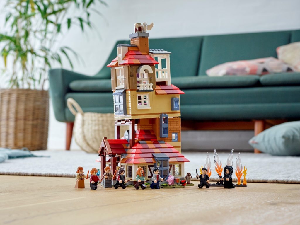 LEGO Harry Potter 75980 Attack on the Burrow 1024x768