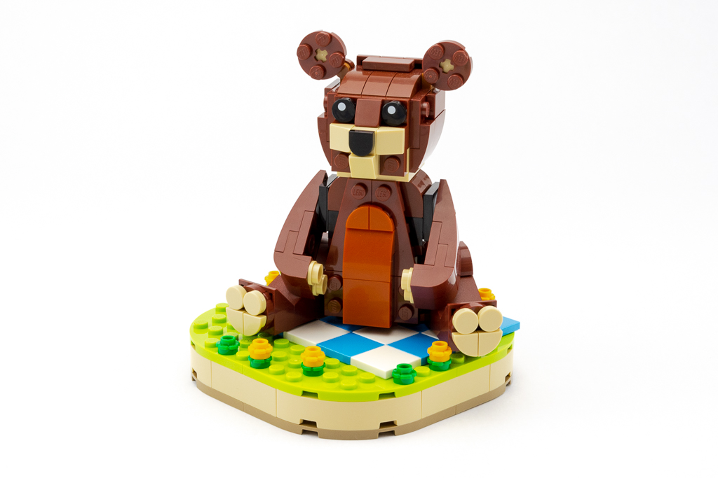 LEGO Review Valentines Brown Bear 05