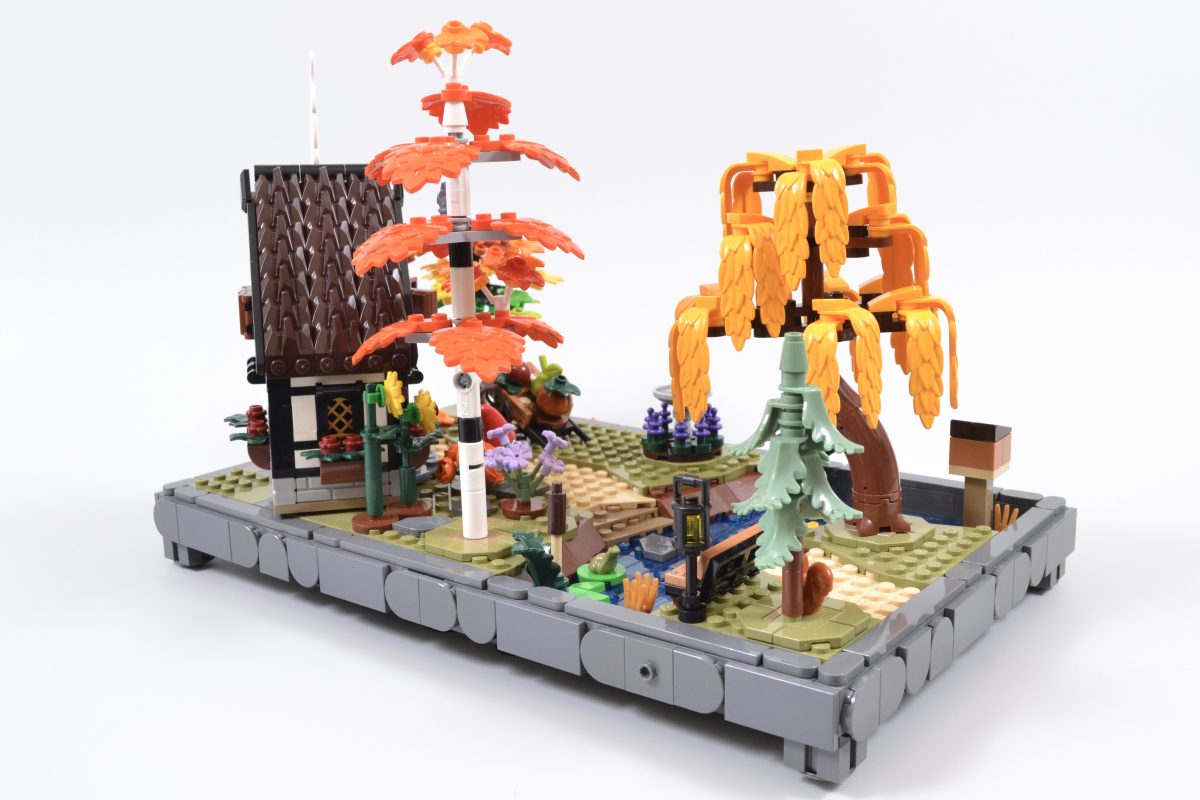 LEGO Icons 11372 Autumn Cottage Garden 15 1200x800