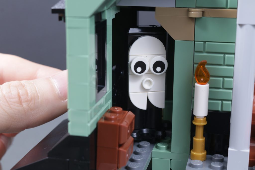LEGO Creator 3 in 1 31167 Haunted Mansion review 21 1024x683