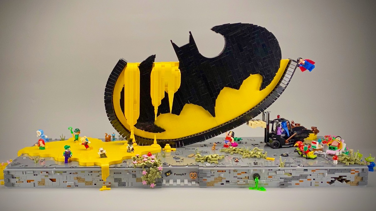 Brick Pic of the Day: Holy melting Bat-logo, Batman!