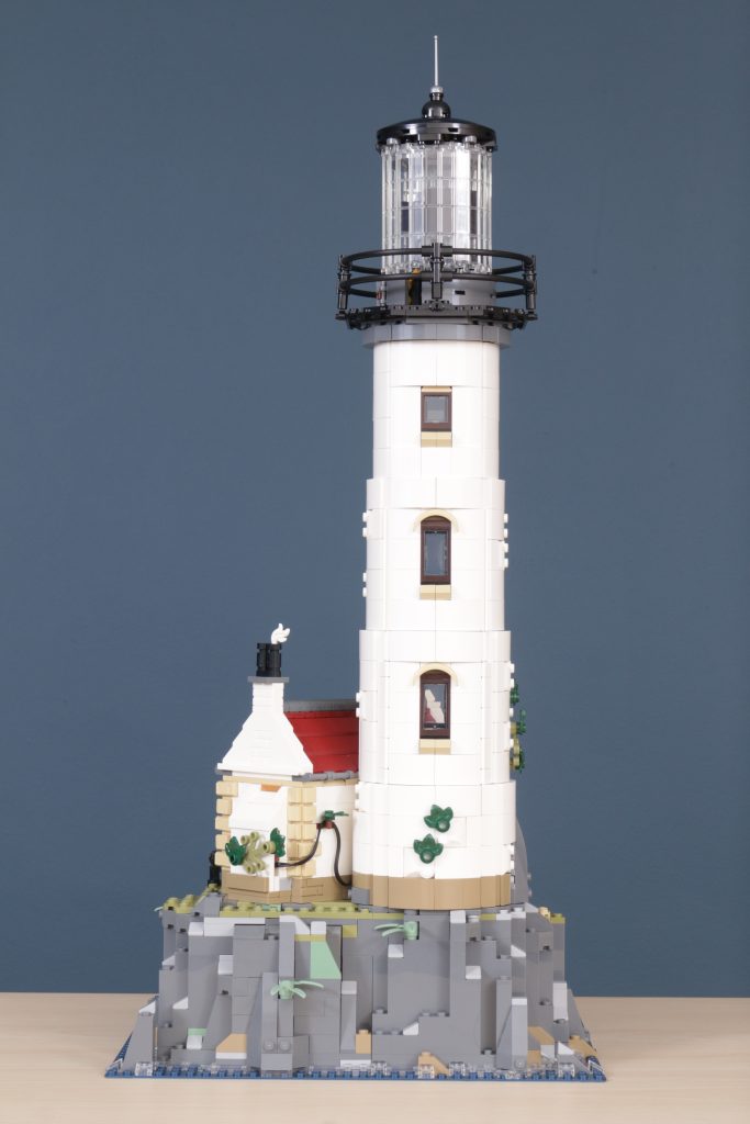 LEGO Ideas 21335 Motorised Lighthouse review 12 683x1024