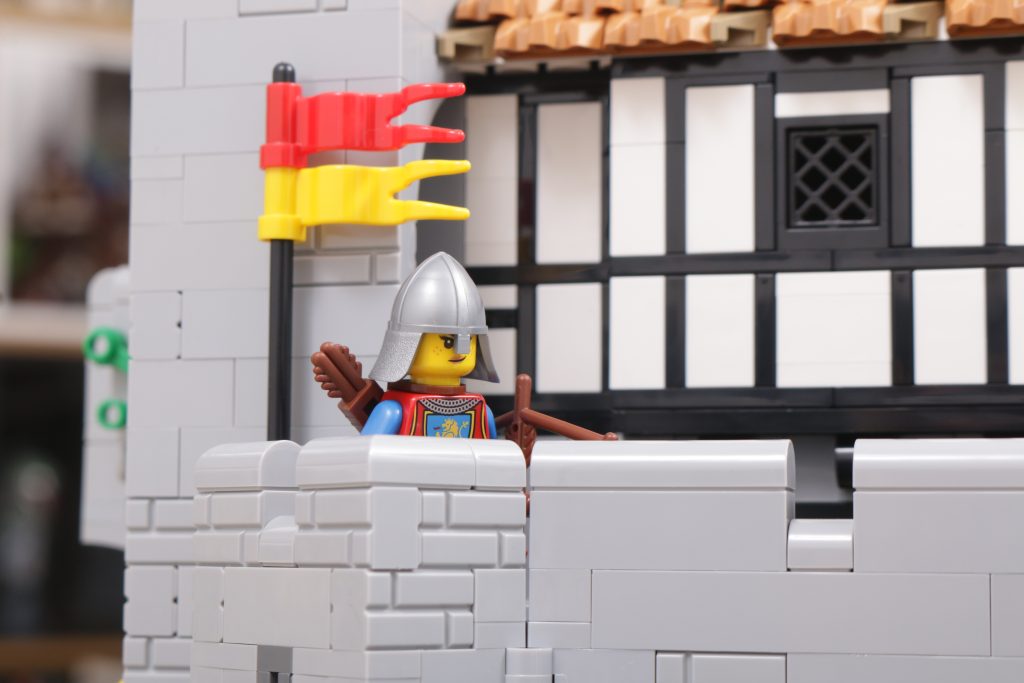 LEGO ICONS 10305 Lion Knights Castle review 44 1024x683