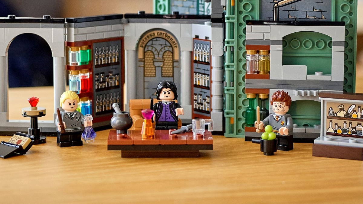 WATCH: Several LEGO Harry Potter sets are retiring in 2022