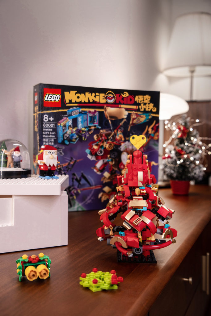 LEGO Christmas Tree 2021 Monkie Kid