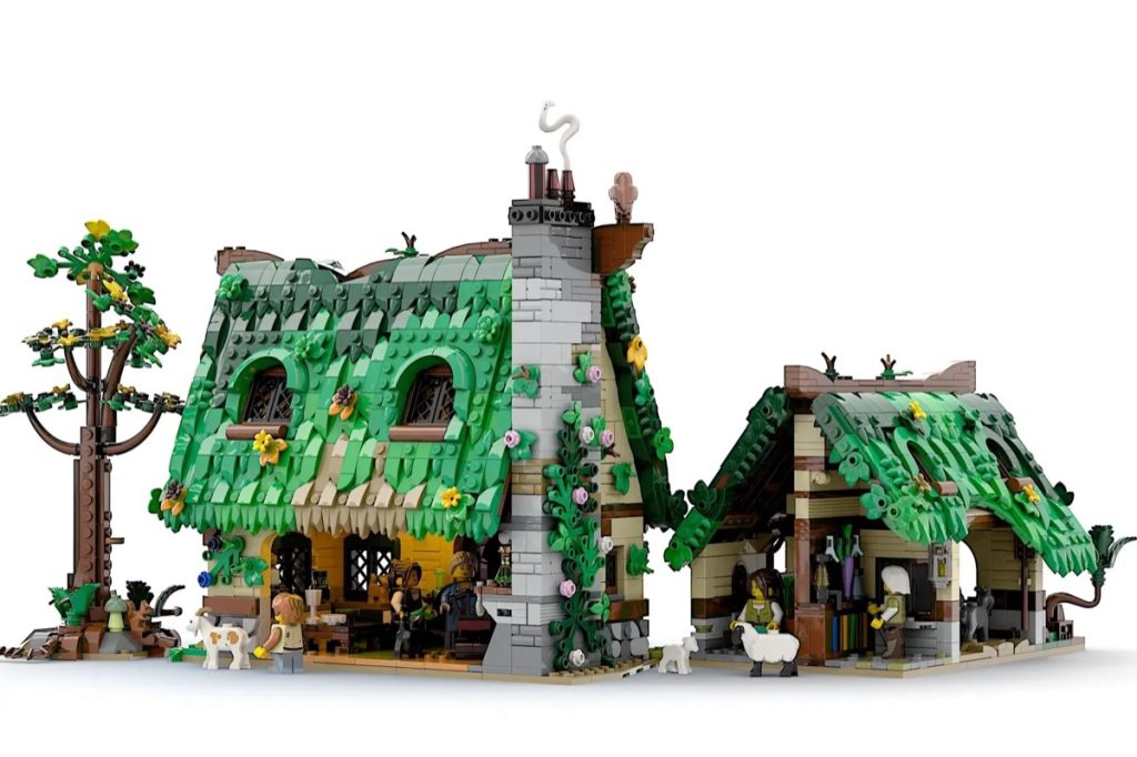 LEGO Ideas Witch House 3 1024x682