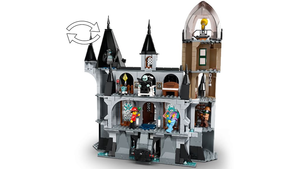 LEGO Hidden Side 70437 Castle of Mystery 6