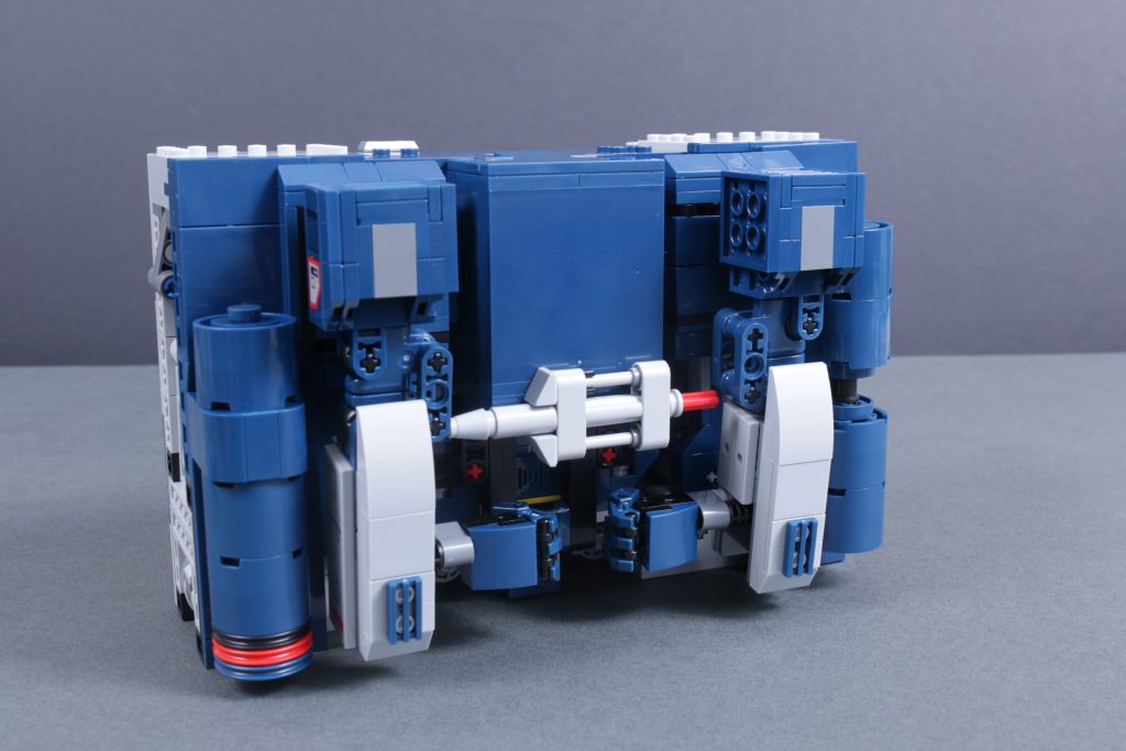 LEGO Icons Transformers 10358 Soundwave review 51 1 1024x683
