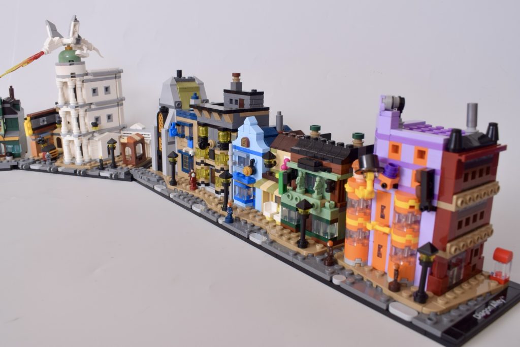 LEGO Harry Potter 76444 microscale feature review photos 24 1024x683